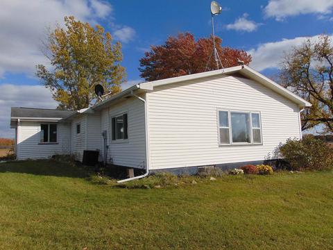 1475 S Osborn, Sumner, MI 48889 photo 3