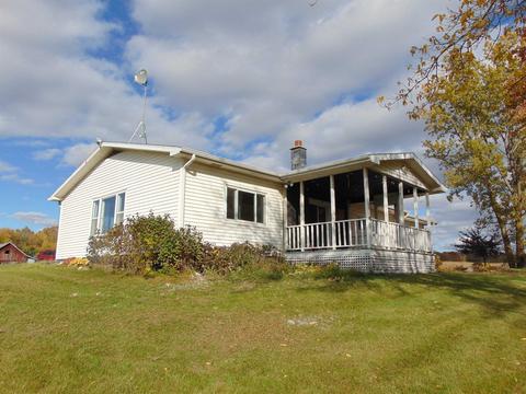 1475 S Osborn, Sumner, MI 48889 photo 1