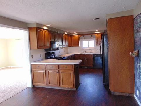 1475 S Osborn, Sumner, MI 48889 photo 13