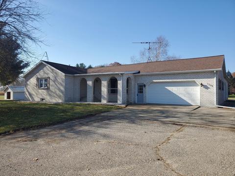 1502 S Alger, Ithaca, MI 48847 photo 2