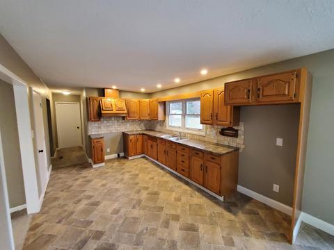1502 S Alger, Ithaca, MI 48847 photo 9