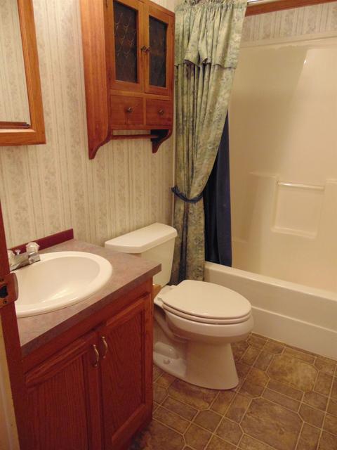 11645 W Washington, Sumner, MI 48889 photo 31
