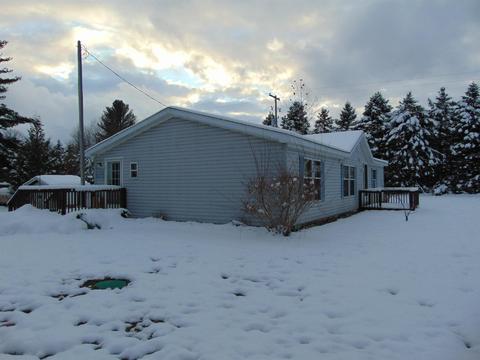 11645 W Washington, Sumner, MI 48889 photo 7