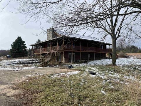 1692 E 16 12, Manton, MI 49663 photo 2