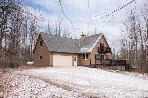 2495 E Kasson, Cedar, MI 49621 photo 2