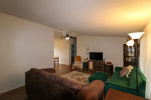 406 N 3rd, Shepherd, MI 48883 photo 3