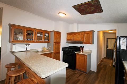 406 N 3rd, Shepherd, MI 48883 photo 7