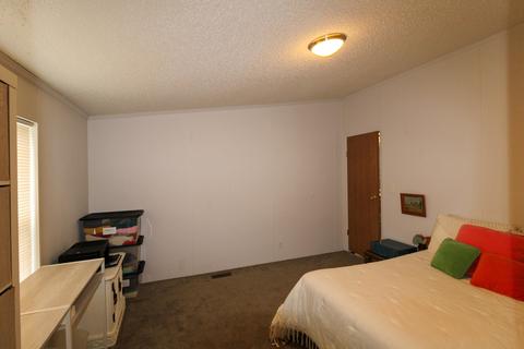406 N 3rd, Shepherd, MI 48883 photo 13