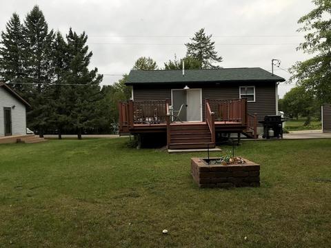 960 Richland, Lupton, MI 48635 photo 3