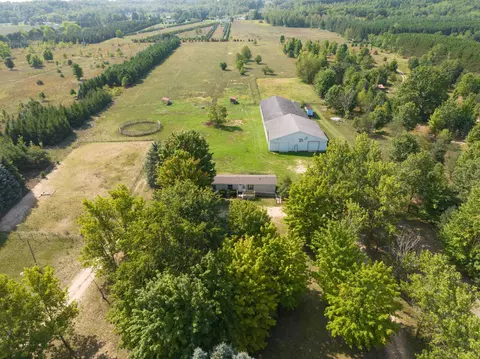 4405 Norton, Grawn, MI 49637