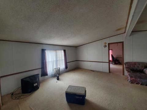 11342 E Pakes, Crystal, MI 48818 photo 10