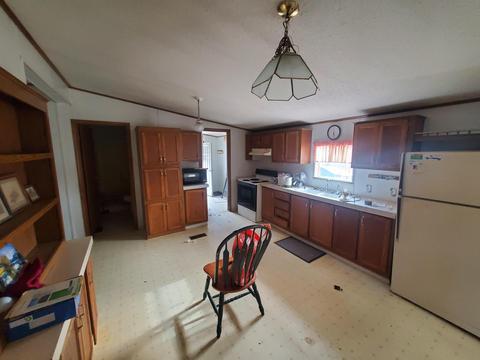 11342 E Pakes, Crystal, MI 48818 photo 6