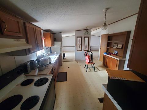 11342 E Pakes, Crystal, MI 48818 photo 5