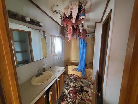 11342 E Pakes, Crystal, MI 48818 photo 15