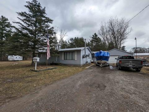1215 S Nearman, Au Gres, MI 48703 photo 4