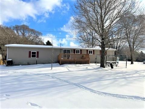 11960 Goose, Honor, MI 49640 photo 3