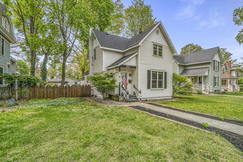 511 W Eighth St, Traverse City, MI 49684
