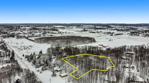 5400 Wild Berry #LOT : 16, Traverse City, MI 49685