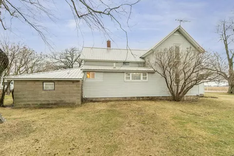2143 N Blair, Ithaca, MI 48847 photo 2