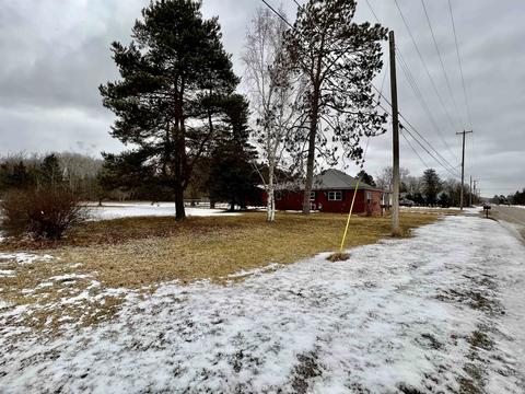 1918 Wright, Cadillac, MI 49601 photo 5