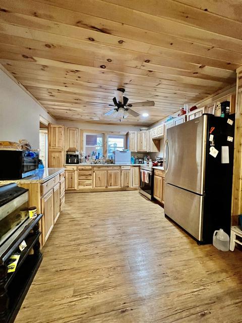 1918 Wright, Cadillac, MI 49601 photo 15
