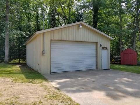 9585 Doe, Harrison, MI 48625 photo 11