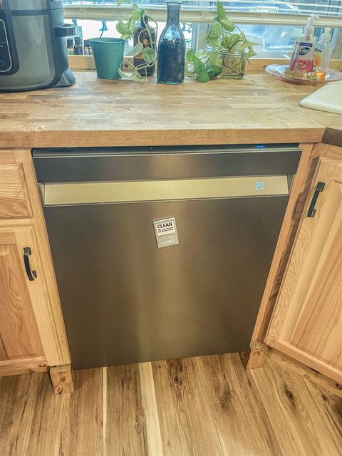 9585 Doe, Harrison, MI 48625 photo 51