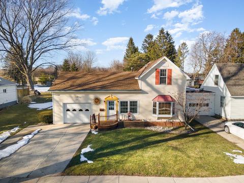 227 End St, Alma, MI 48801 photo 1