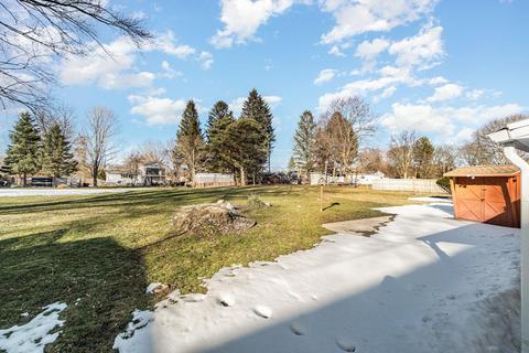 227 End St, Alma, MI 48801 photo 24