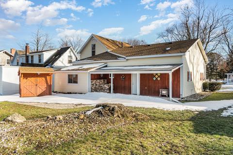 227 End St, Alma, MI 48801 photo 2