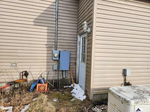 3265 E Herrick Rd, Clare, MI 48617 photo 3