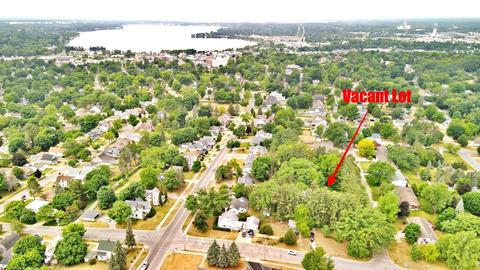 Vacant Lot E Garfield, Cadillac, MI 49601