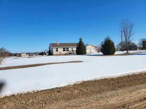 6048 W Remick Rd, Blanchard, MI 49310 photo 2