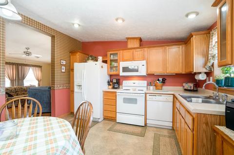 6048 W Remick Rd, Blanchard, MI 49310 photo 11
