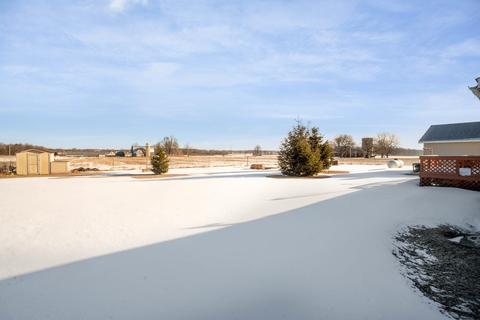 6048 W Remick Rd, Blanchard, MI 49310 photo 5