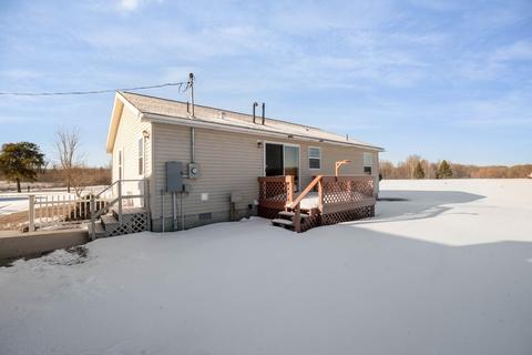 6048 W Remick Rd, Blanchard, MI 49310 photo 8