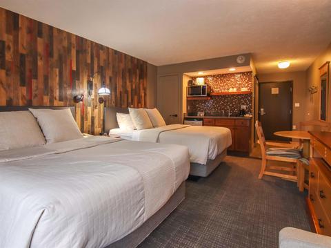 12360- Unit 262 Crystal Mountain Dr #262, Thompsonville, MI 49683