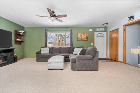 2911 E Town Ct, Interlochen, MI 49643 photo 6