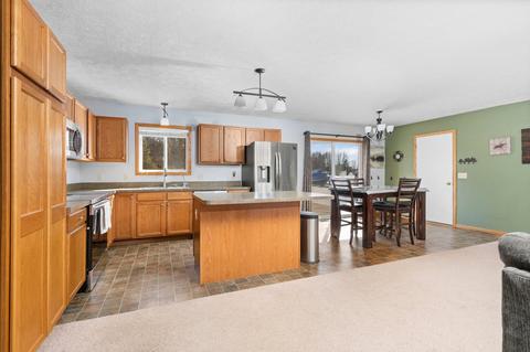 2911 E Town Ct, Interlochen, MI 49643 photo 4