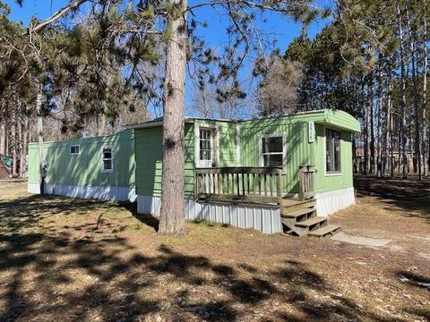 3518 S Needle Dr #LOT : 32, Traverse City, MI 49685