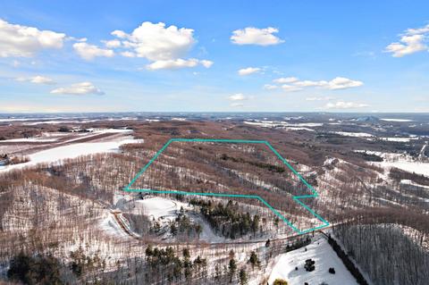 00 3260 E Overby, Lake Leelanau, MI 49653