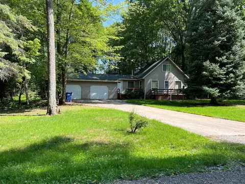 6620 Sandlewood, Lake, MI 48632
