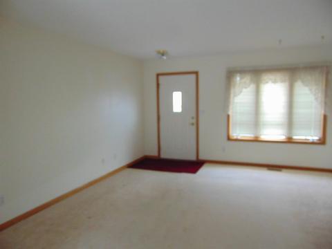 1008 E North St, Ithaca, MI 48847 photo 4