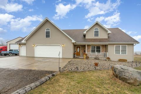 7218 E Beal City Rd, Mount Pleasant, MI 48858