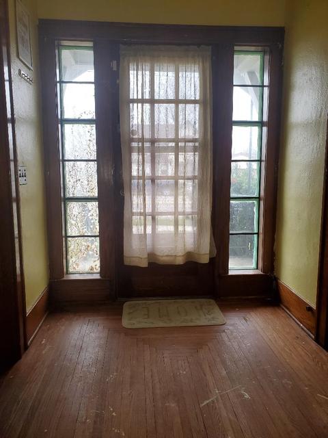 130 N Main St, Ithaca, MI 48847 photo 2