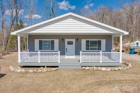 2973 N Ogemaw, West Branch, MI 48661