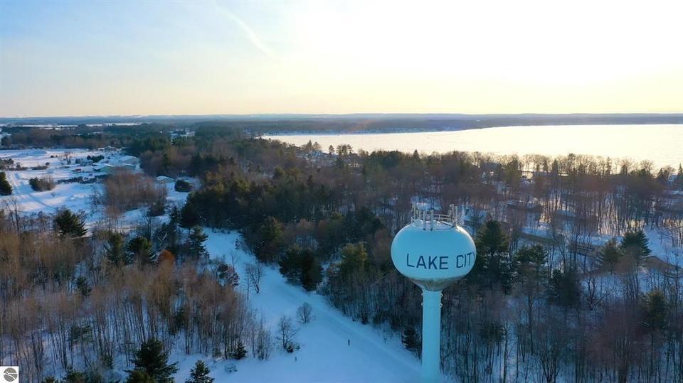  292 S Carolyn Dr #LOT : 30, Lake City, MI 49651 photo 64