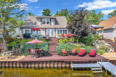8721 Kokosing Rd, Hale, MI 48739