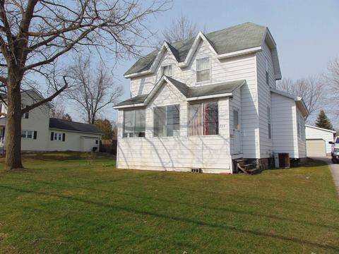 513 N Pine River St, Ithaca, MI 48847