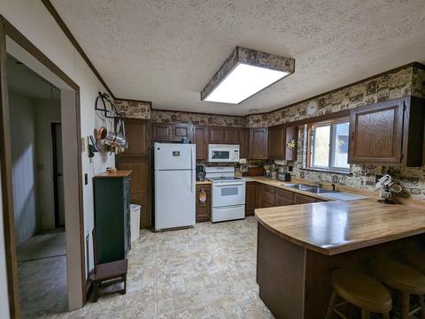 5391 E 9th, Au Gres, MI 48703 photo 17